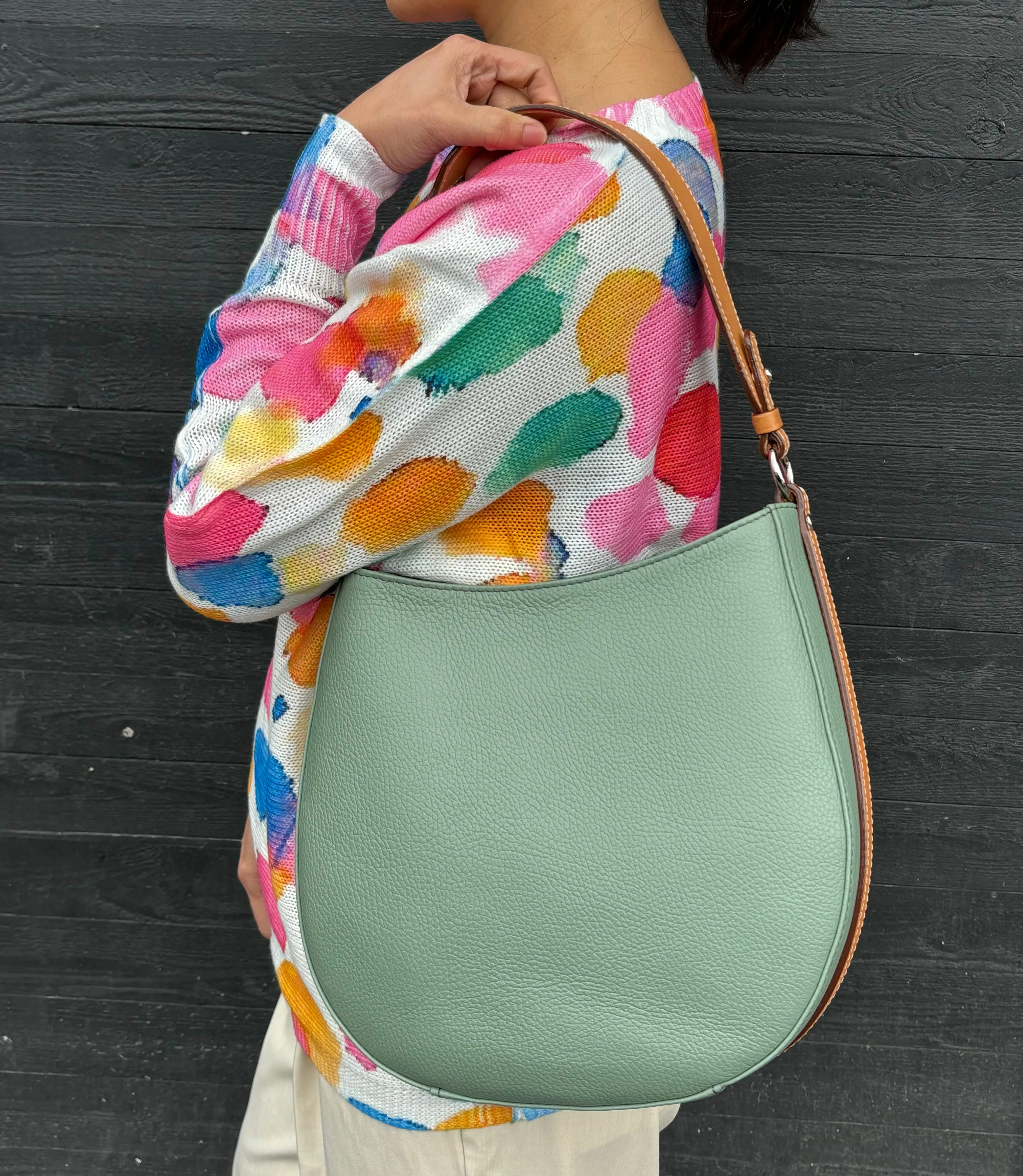 3200465 Light Green Leather Bag