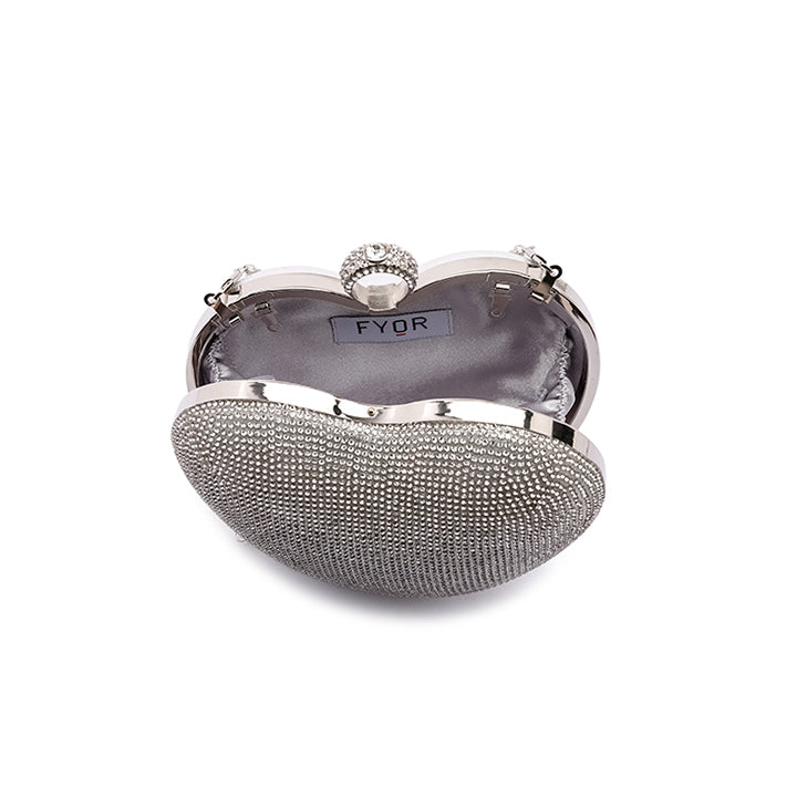 Diamante Heart Clutch Bag AD 60