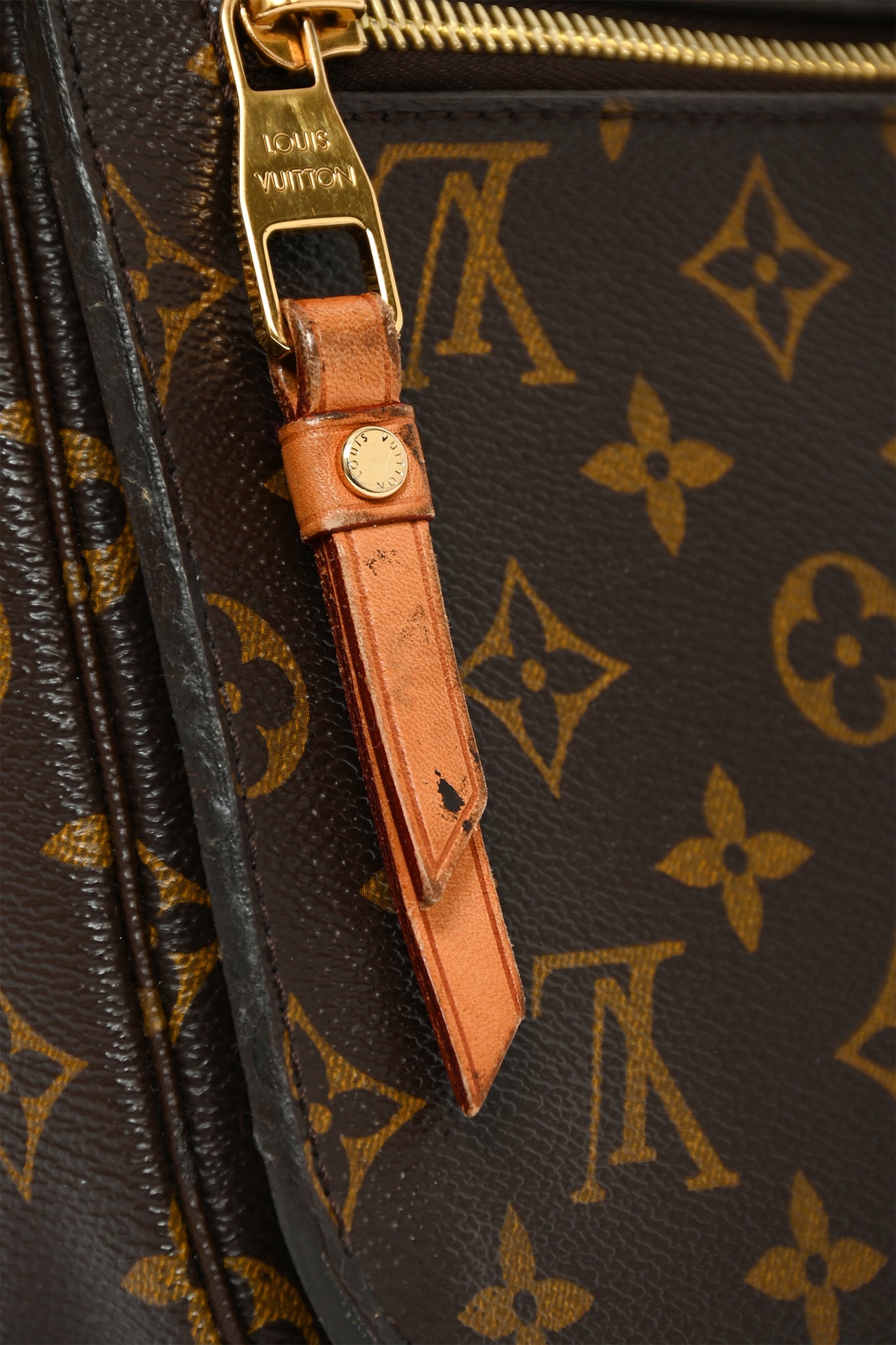 Louis Vuitton 2013 Monogram Pochette Metis Crossbody