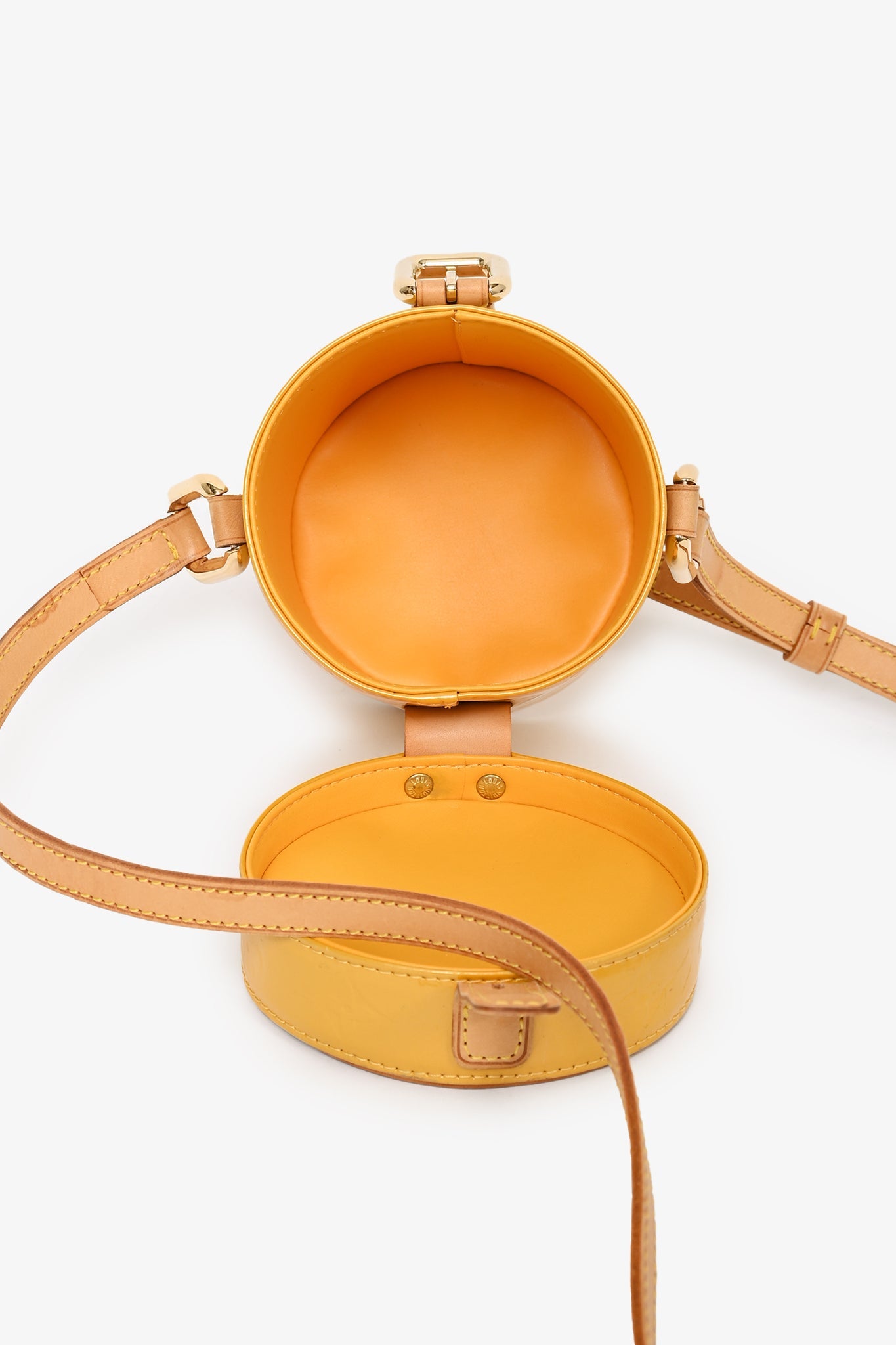 Louis Vuitton Vintage 2000 Yellow Vernis 'Astor Place' Vanity Crossbody Bag